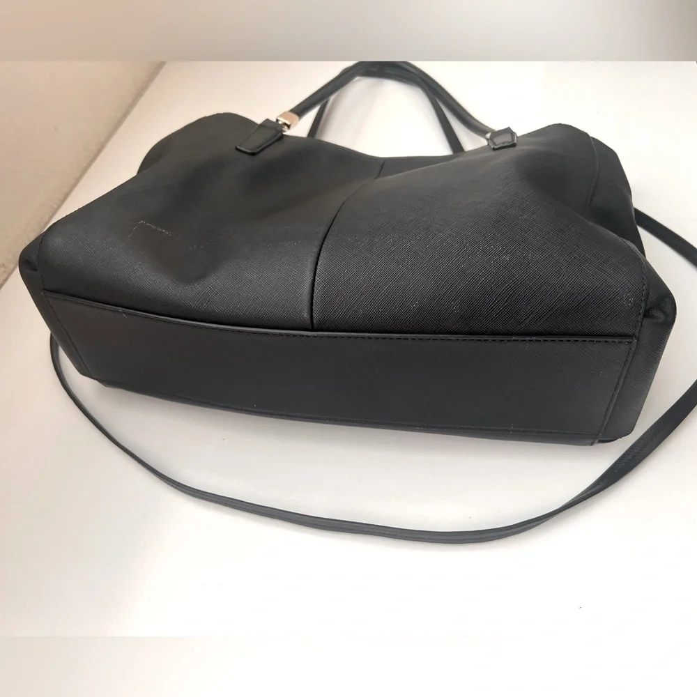 COACH Handbag - Picture 9 of 12